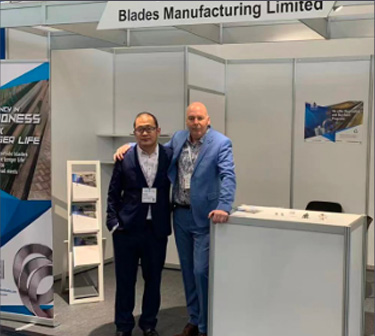 We have technicians and foreign consultants with 30 years of experience in the industry